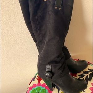 Kenneth Cole Reaction Knee High Boots. Size 8.5